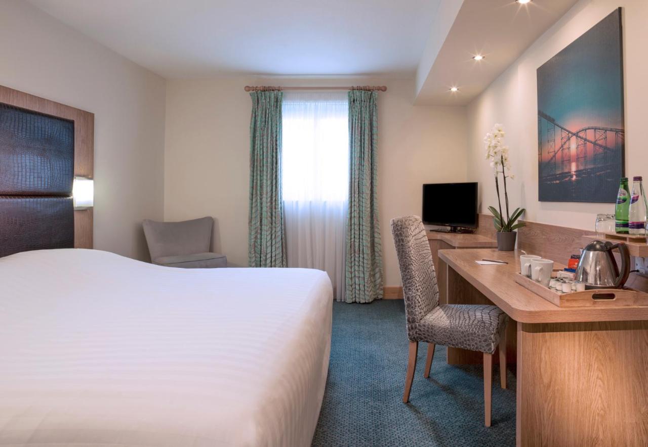 Big Blue Hotel Blackpool Pleasure Beach In Blackpool Big blue hotel blackpool pleasure beach in blackpool